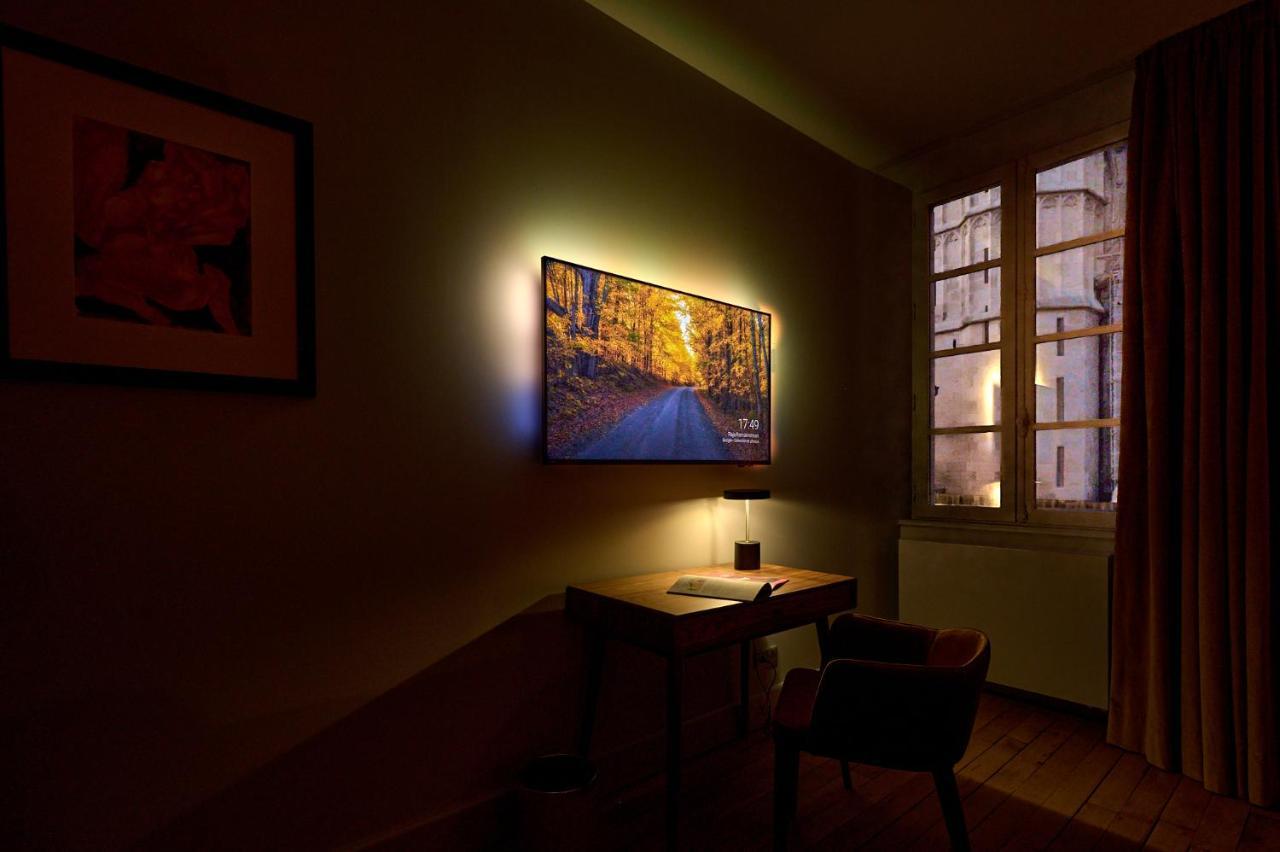 Apartment Montagnon - Les Du Palais - Classe 4 Etoiles, Parking Prive, Vue Cathedrale, 3 Chambres, Primo C0nciergerie