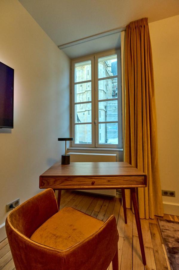 Apartment Montagnon - Les Du Palais - Classe 4 Etoiles, Parking Prive, Vue Cathedrale, 3 Chambres, Primo C0nciergerie *